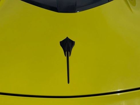 Used 2024 Chevrolet Corvette Stingray Coupe w/ 1LT RWD image 9