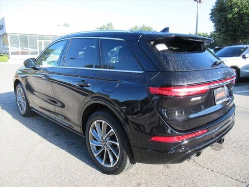 Used 2022 Lincoln Corsair Grand Touring w/ Towing Package AWD/4WD image 5
