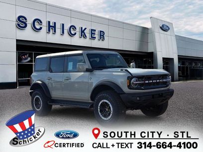 New 2025 Ford Bronco Outer Banks w/ Sasquatch Package