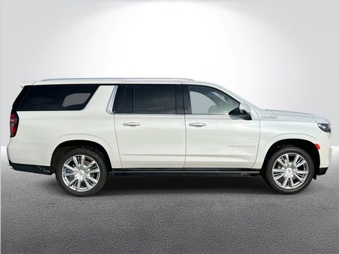 Certified 2021 Chevrolet Suburban High Country image 6