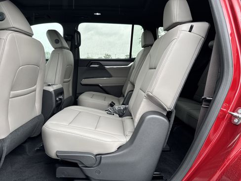 New 2025 GMC Acadia Elevation w/ Elevation Premium Package image 29