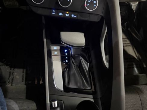 New 2026 Hyundai Elantra SE FWD image 22
