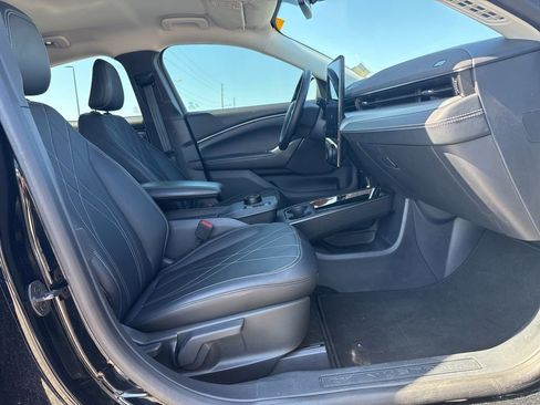 Used 2022 Ford Mustang Mach-E Select w/ Comfort/Technology Package RWD image 10