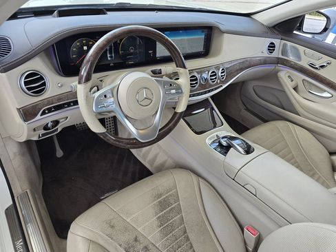 Used 2019 Mercedes-Benz S 560 4MATIC Sedan image 12
