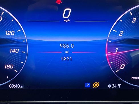 Certified 2025 Mercedes-Benz GLC 300 4MATIC image 19