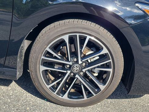 Used 2026 Toyota Camry XLE FWD image 10