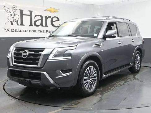 Used 2022 Nissan Armada SL w/ Captain's Chairs Package AWD/4WD image 37