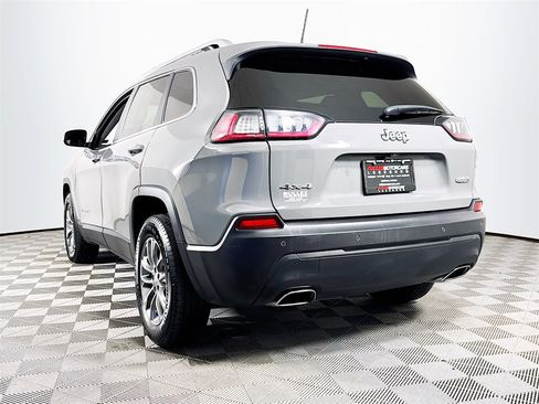 Used 2020 Jeep Cherokee Latitude Plus w/ Cold Weather Group image 5