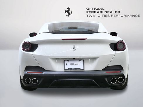 Certified 2019 Ferrari Portofino RWD image 4