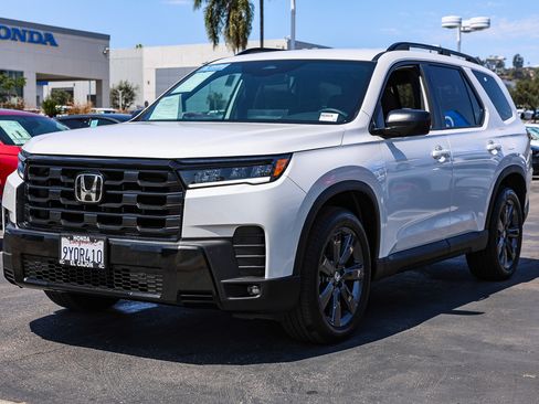 Certified 2026 Honda Pilot Sport image 22