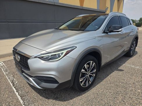 Used 2019 INFINITI QX30 AWD w/ Navigation Package image 6