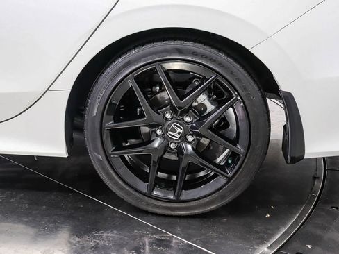 Used 2024 Honda Civic Sport image 10