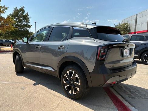 Used 2026 Nissan Kicks SV w/ Cold Weather Package AWD/4WD image 8