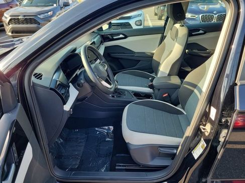 Certified 2025 Volkswagen Taos S FWD image 15