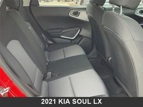 Used 2021 Kia Soul LX image 15