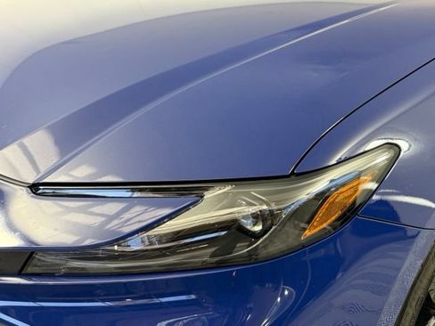 Used 2025 Toyota Camry SE FWD image 15