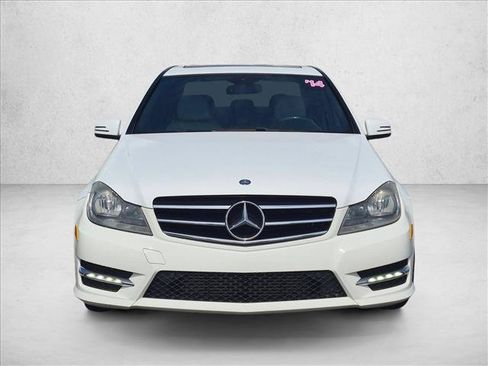 Used 2014 Mercedes-Benz C 250 Sedan image 2