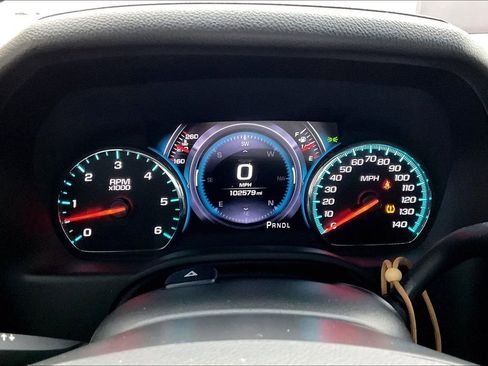 Used 2018 GMC Yukon XL Denali image 28