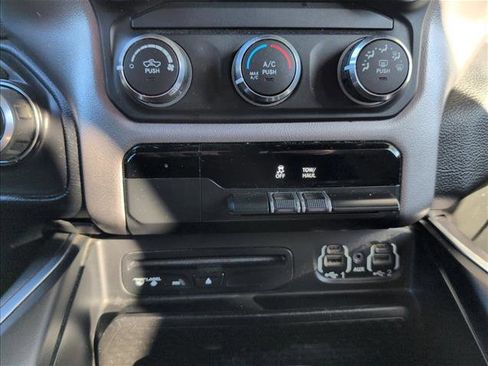 Used 2019 RAM 1500 Big Horn image 19