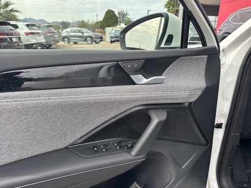 New 2026 Volkswagen Tiguan S image 12