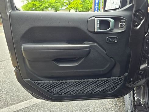 Used 2019 Jeep Wrangler Unlimited Sport AWD/4WD image 7