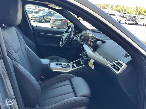 Used 2025 BMW 430i xDrive w/ Premium Package image 10