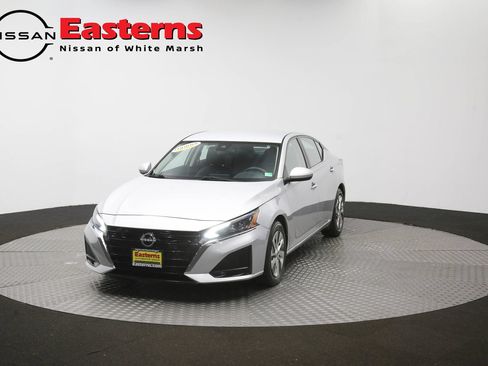 Used 2023 Nissan Altima 2.5 S FWD image 53