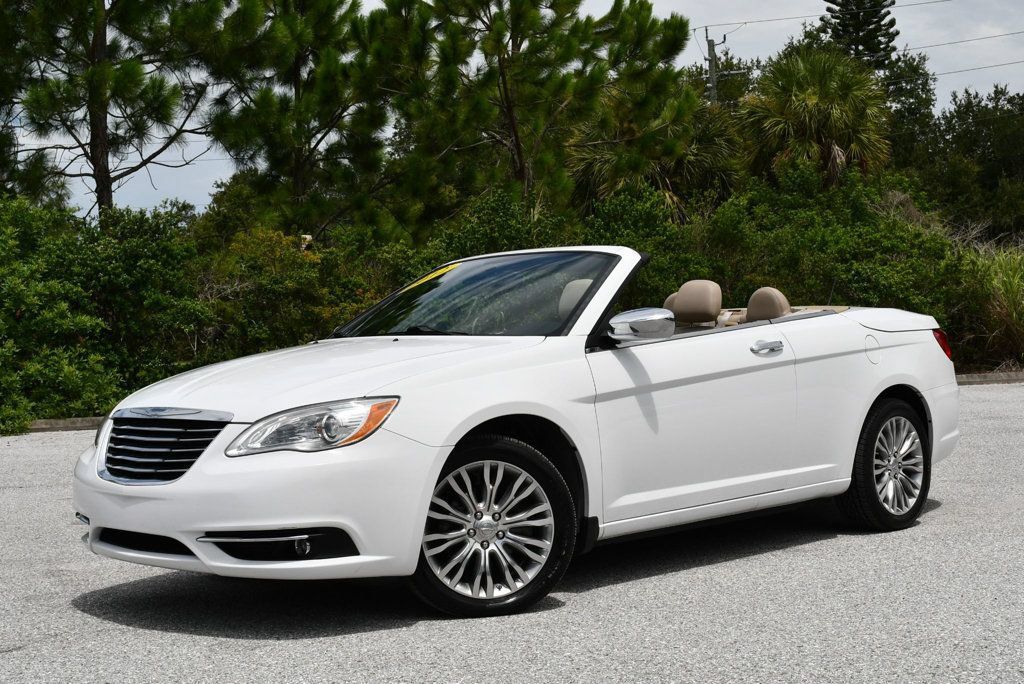 Used 2012 Chrysler 200 Limited FWD image 21