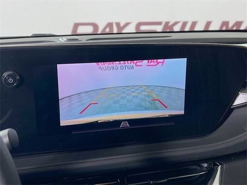 Used 2025 Buick Envista Avenir image 18