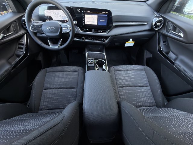New 2027 Chevrolet Equinox LT w/ Midnight Edition FWD image 9