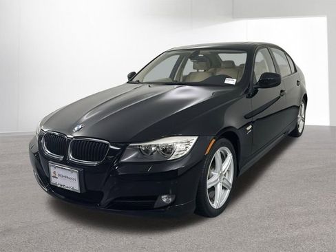 Used 2009 BMW 328i xDrive Sedan AWD/4WD image 1