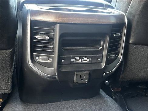 Used 2022 RAM 2500 Laramie AWD/4WD image 25