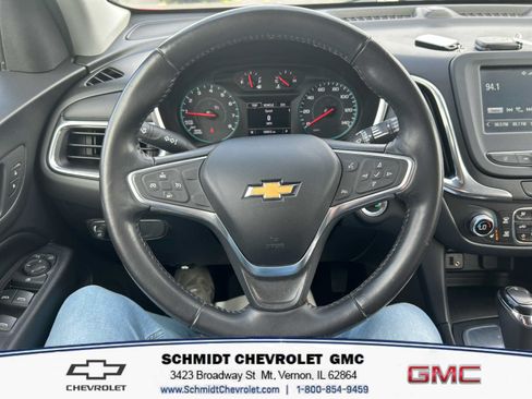 Used 2018 Chevrolet Equinox LT FWD image 17