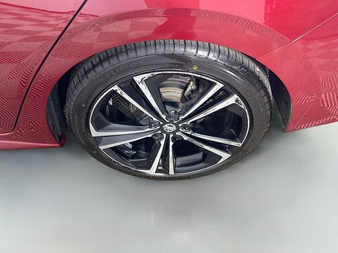 Used 2021 Nissan Sentra SR image 37