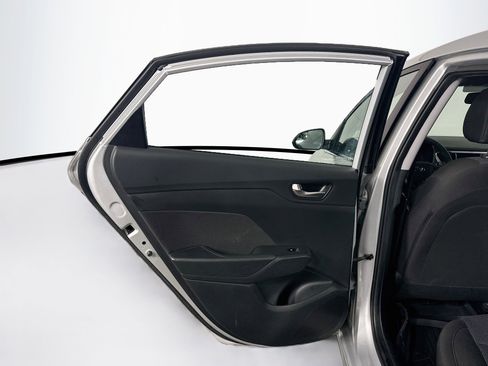Used 2021 Hyundai Accent SEL FWD image 24