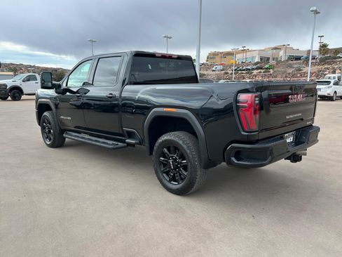 Certified 2025 GMC Sierra 3500 AT4 image 3