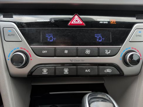 Used 2018 Hyundai Elantra Value Edition FWD image 23