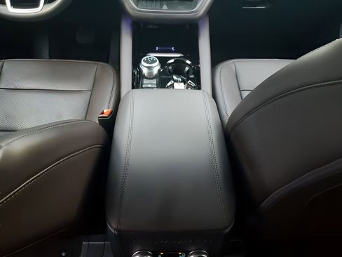 Used 2025 Ford Explorer Platinum w/ LUX Leather Package image 22