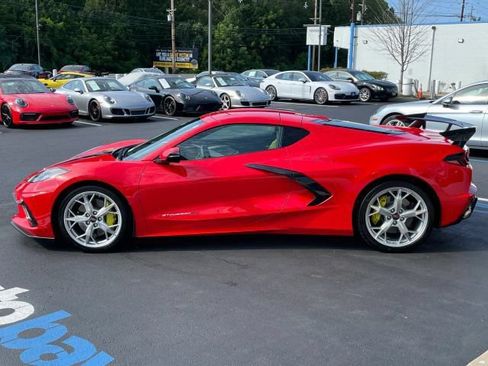 Used 2022 Chevrolet Corvette Stingray Preferred Cpe w/ Z51 Performance Package RWD image 14