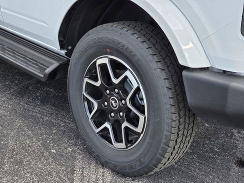 New 2026 Ford Bronco Outer Banks AWD/4WD image 7