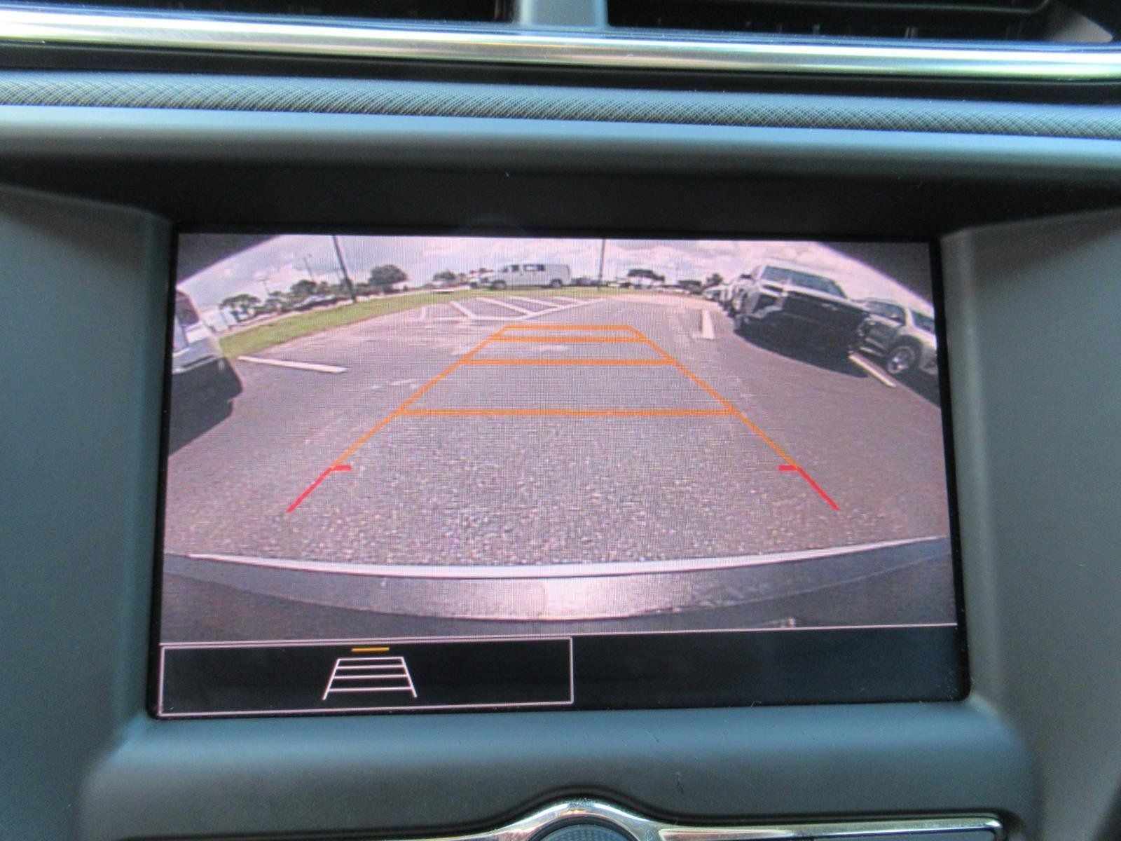 Used 2022 Chevrolet TrailBlazer LT FWD image 29
