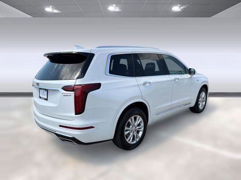 Used 2024 Cadillac XT6 Luxury FWD image 8