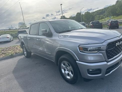 Used 2025 RAM 1500 Big Horn AWD/4WD image 11