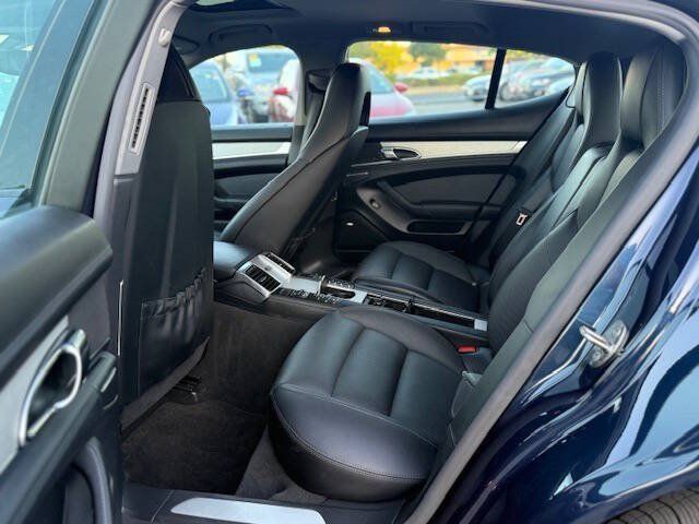 Used 2014 Porsche Panamera image 11