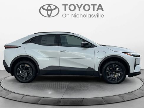 New 2026 Toyota C-HR AWD/4WD image 6
