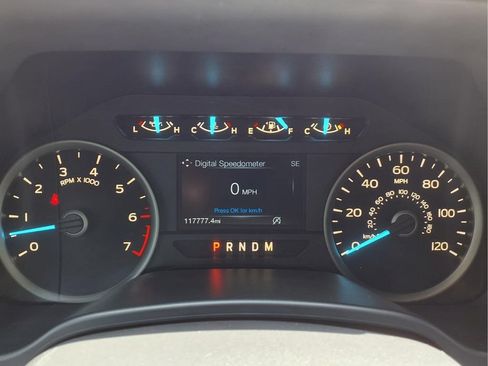 Used 2018 Ford F150 XLT w/ Equipment Group 302A Luxury AWD/4WD image 15