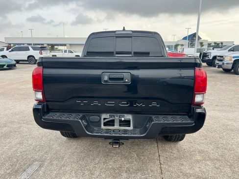 Used 2022 Toyota Tacoma SR w/ SR Convenience Package RWD image 6