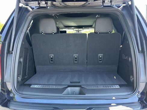 Used 2023 Chevrolet Tahoe High Country w/ Advanced Technology Package image 27