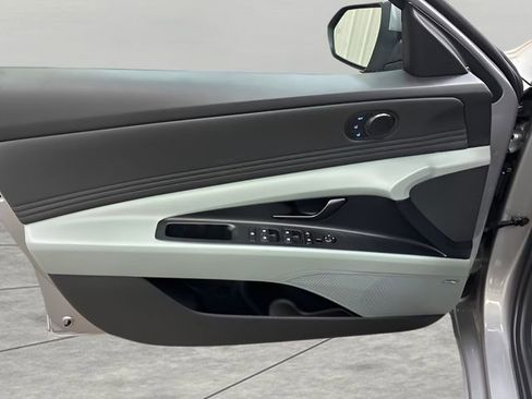 New 2026 Hyundai Elantra Limited image 11