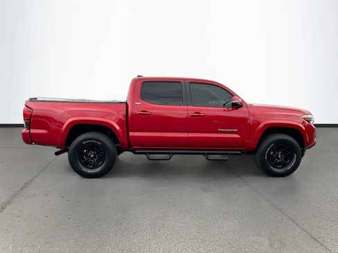 Used 2022 Toyota Tacoma SR5 image 8